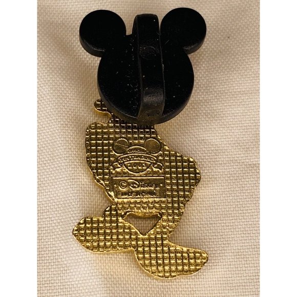 Walt Disney Trading Enamel Pin 2003 1.25"  Donald Duck - Picture 4 of 6